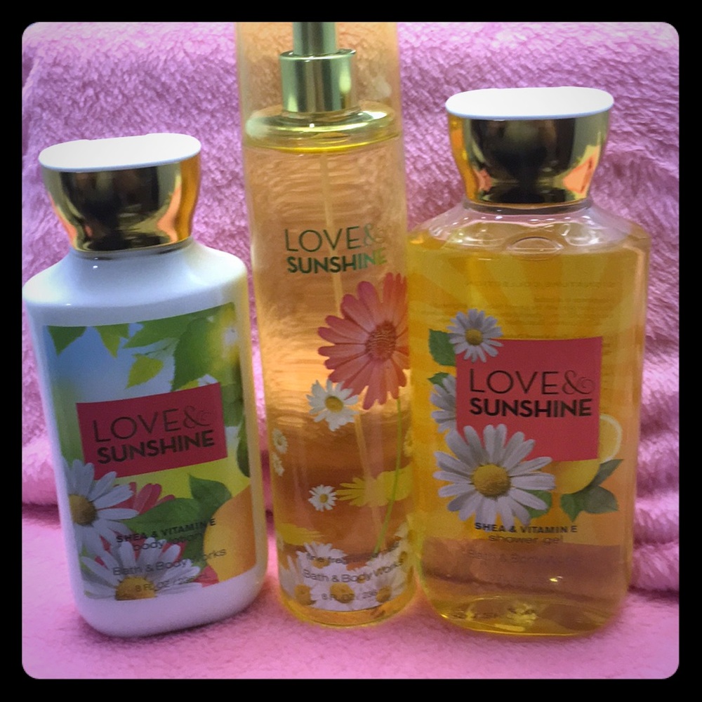 🚿💆🏻‍♀️Bath & Bodyworks🛀🌸Love & Sunshine🌼 Set